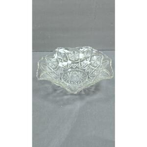 Clear Pressed Glass Serving Bowl Scalloped Edge Starburst Pattern Decor